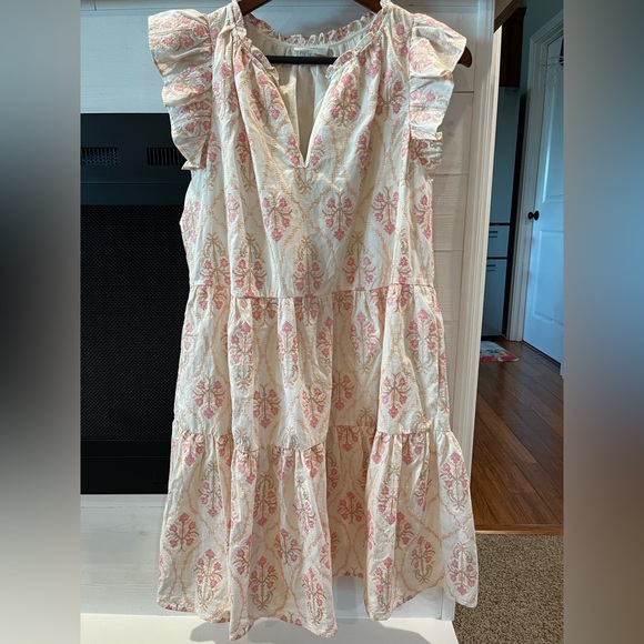 A Loves Aruffle Cap Sleeve Embroidered Dress size large